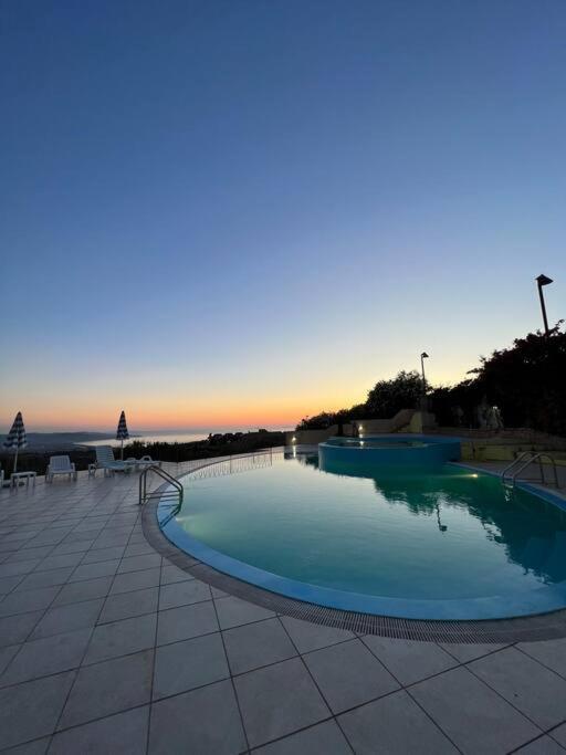 Casa Smeralda - Piscina E Vista Sul Mare! Trinita d'Agultu e Vignola Exterior foto