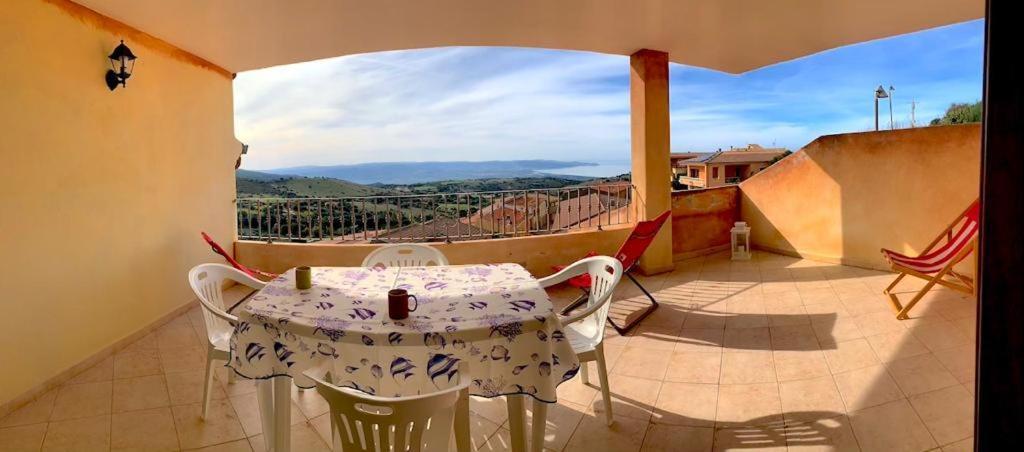 Casa Smeralda - Piscina E Vista Sul Mare! Trinita d'Agultu e Vignola Exterior foto